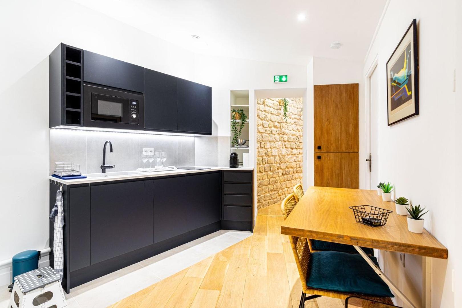 Guestready - Serene Stay Near Champ De Mars Paris Exteriör bild
